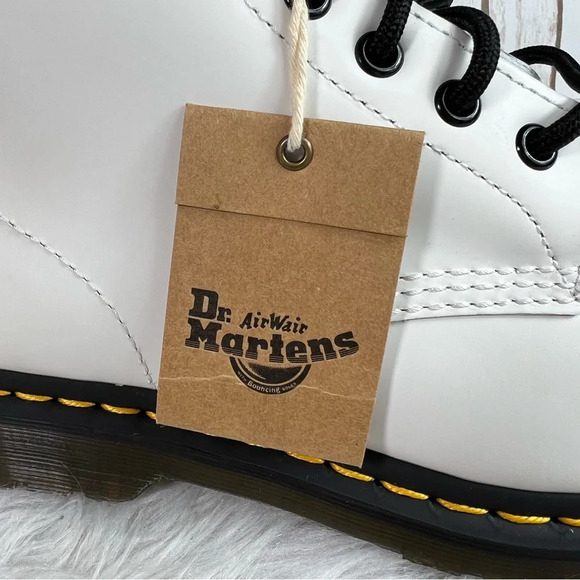 New Dr. Martens 101 YS Yellow Stitch Smooth Leather Ankle Boots - Picture 8 of 12